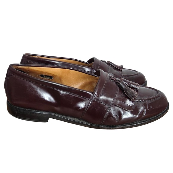 Allen Edmonds Newport Loafers Mens 11.5 Burgundy Leather Tassel Dress Shoes - Picture 1 of 12